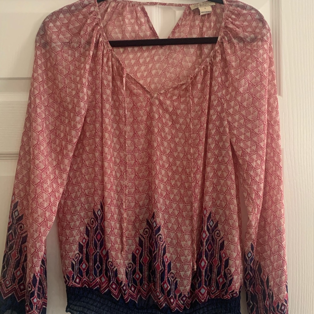 Blouse keyhole back